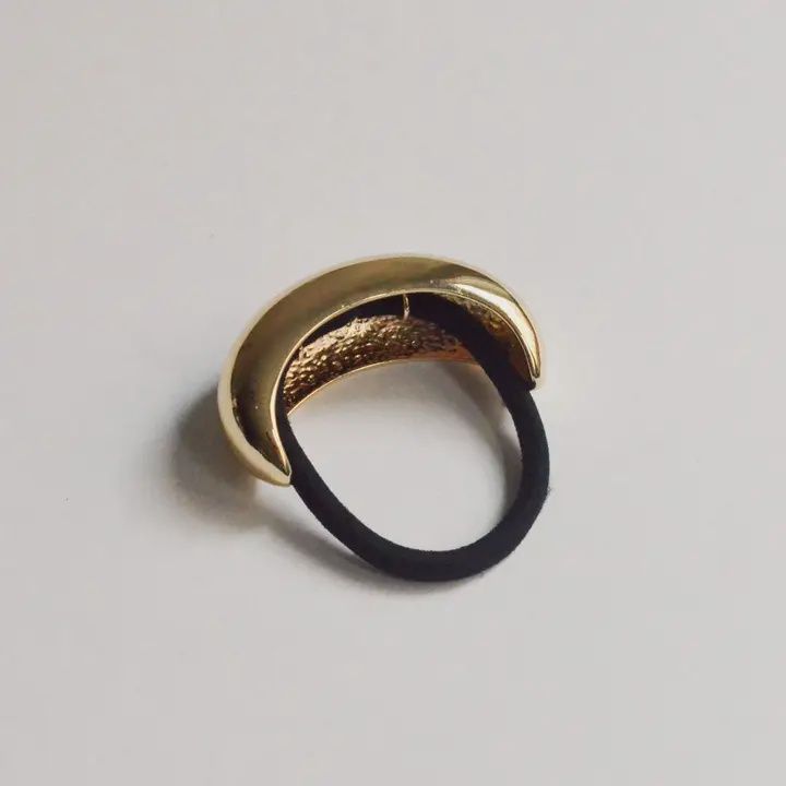 Wide Crescent Metal Ponytail Hair Tie Gold