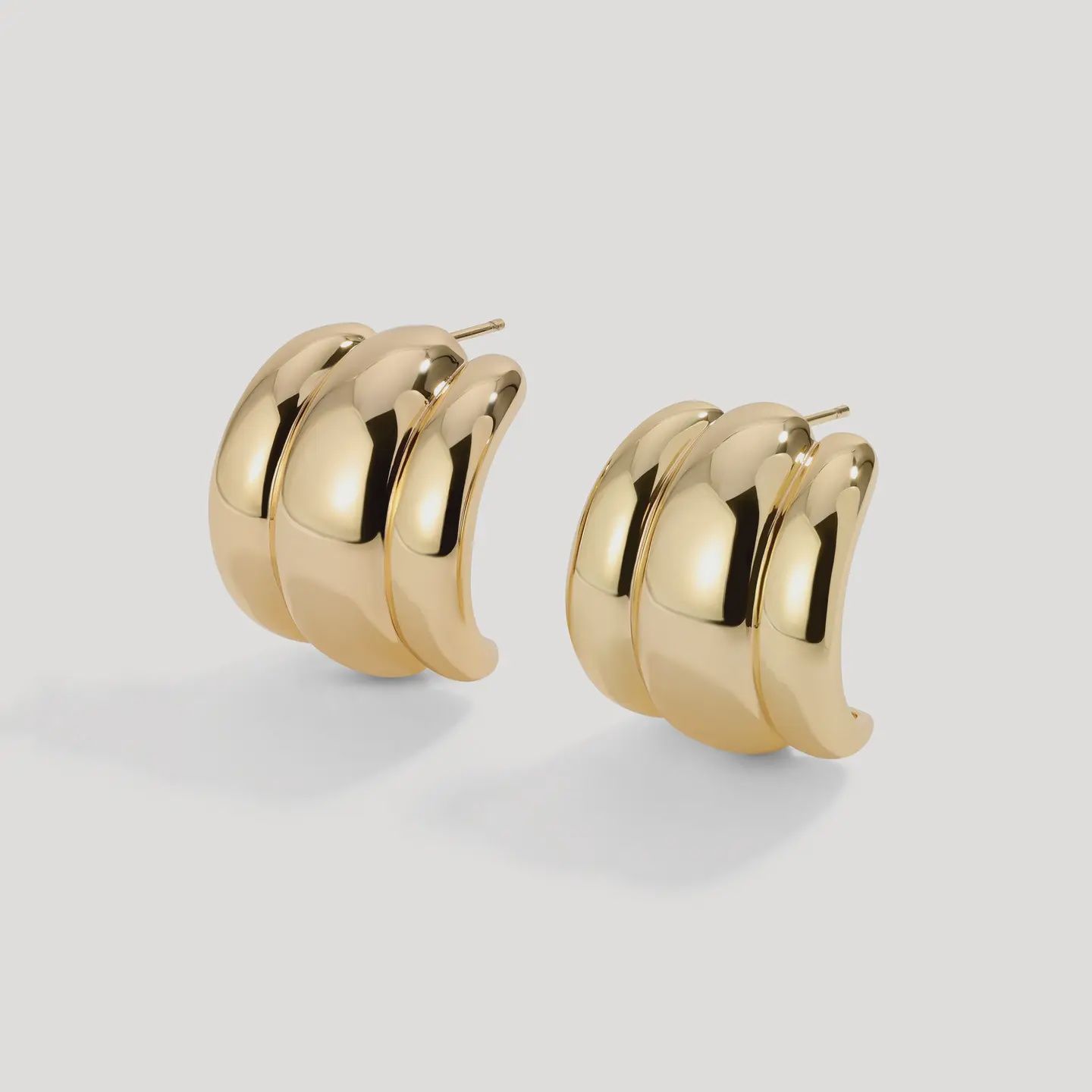 Elsa Shield Earrings, Color: gold