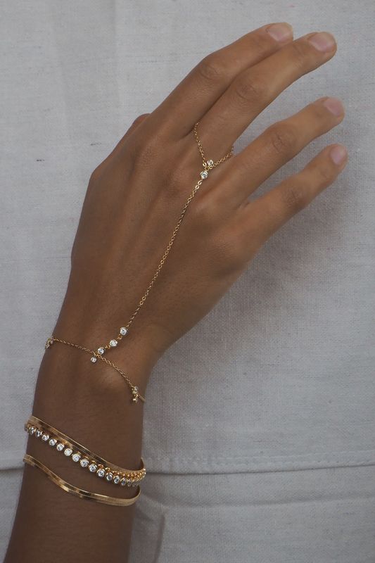 Anais Hand Chain 6"