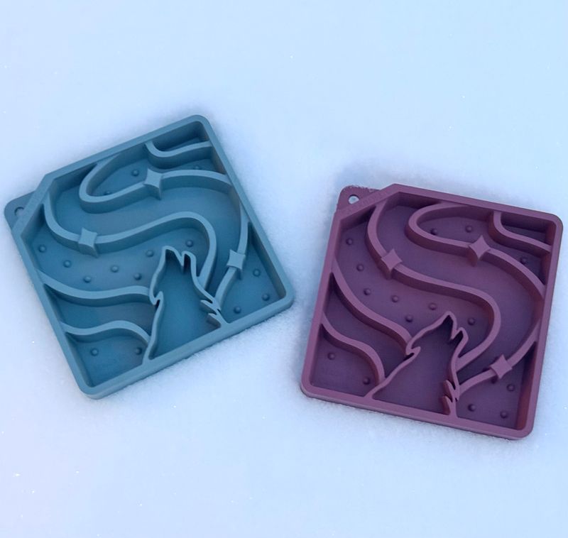 Zarabull - Northern Lights Slow Feeder Bowl 8" square (Asst.Colour)