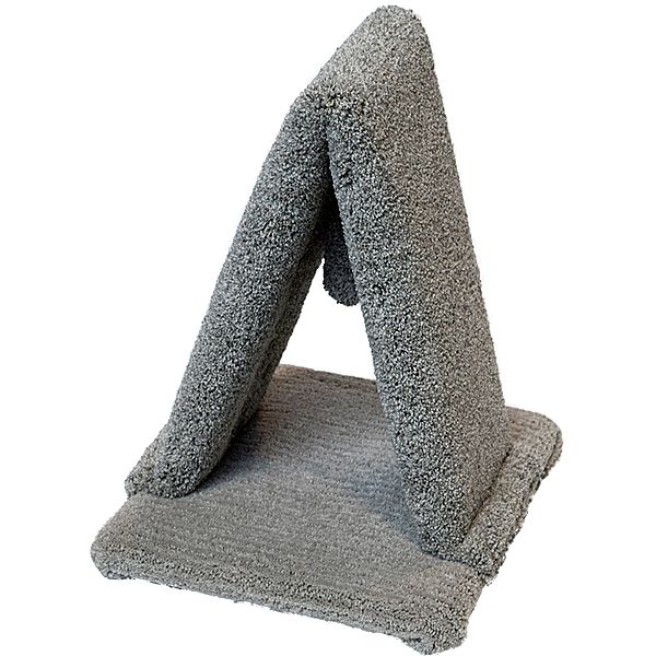 Herta - Purramid 16" High Cat