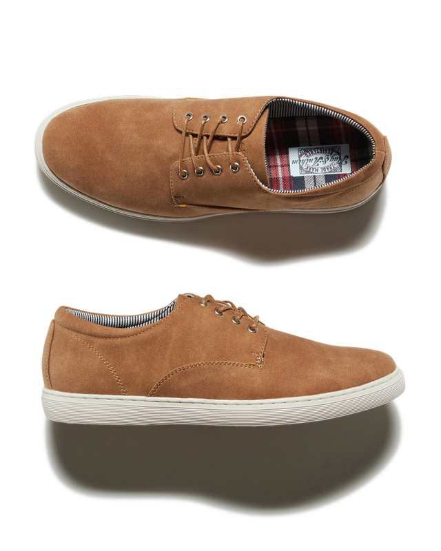 Pembroke Canvas Shoe