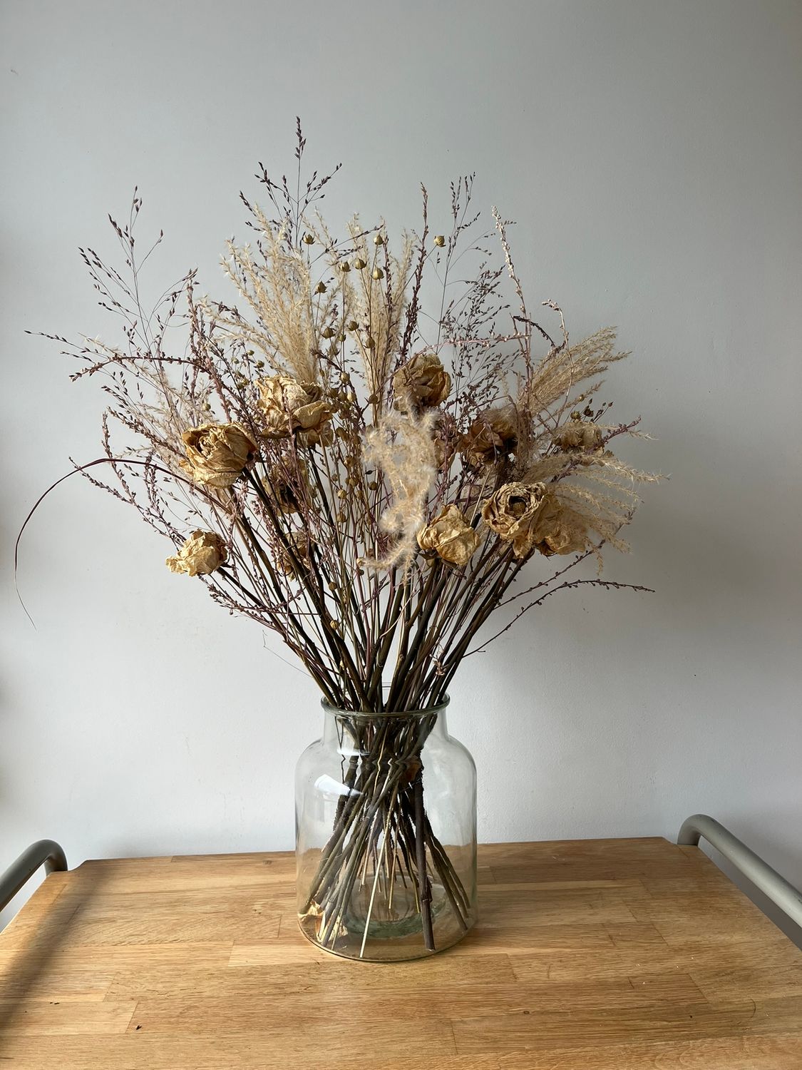 Groot droogboeket met rozen