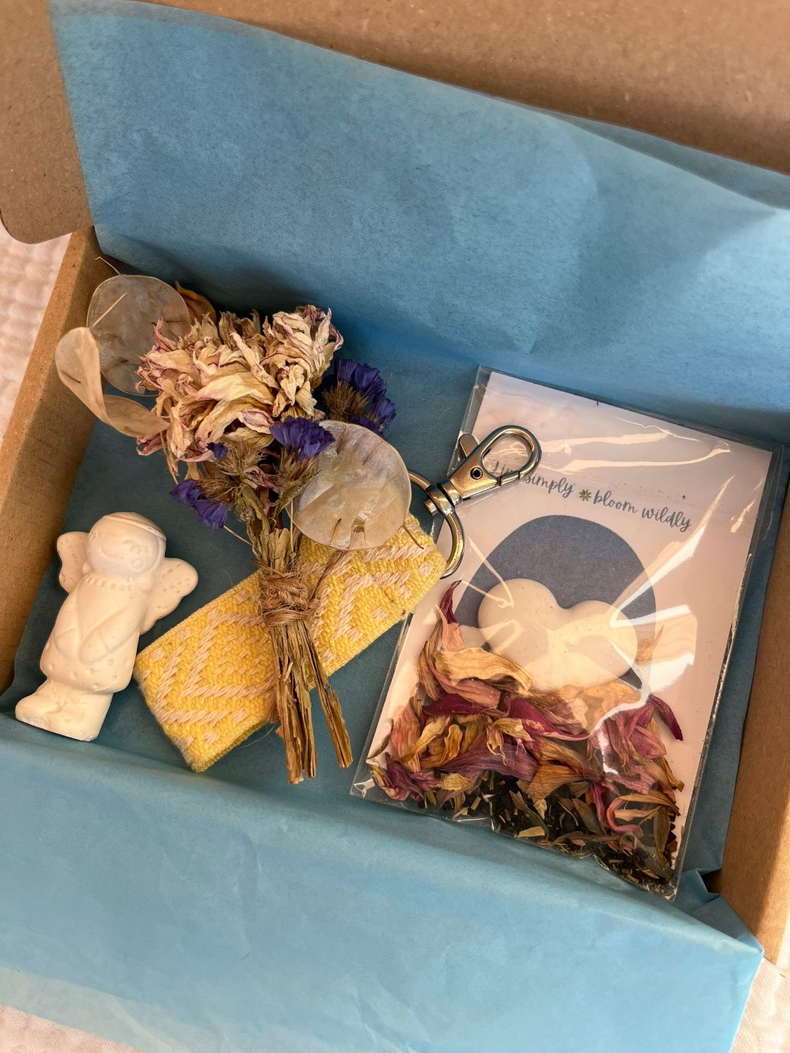 Cadeaubox sleutelhanger geel met engel
