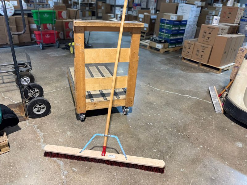 42" MAPLE BLOCK PUSH BROOM