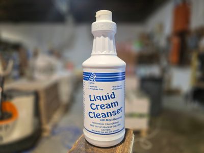 LIQUID CREAM CLEANSER QT. LIQUID CREAM CLEANSER QT.