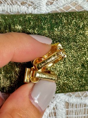 CHRISTIAN DIOR Vintage 1980s Whole Shining Half Hoop Crystals Gold Plated Clip Earrings