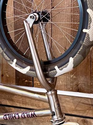 Featherweight 18" Titanium Fork *25mm