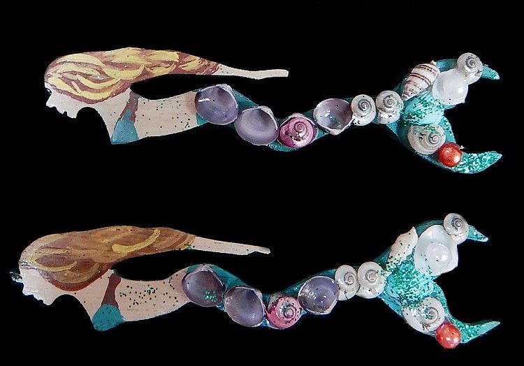 One 5 inch Hand Crafted Mermaid Shell Magnet*****