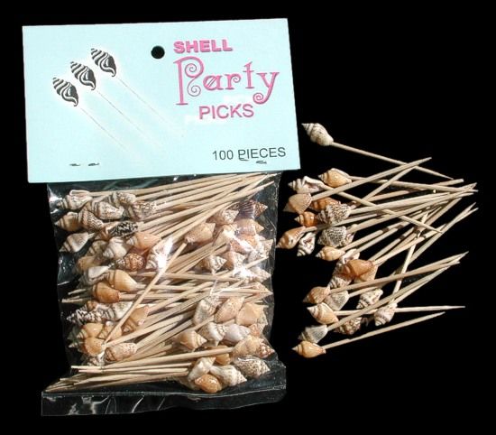 A  3&quot; Maple Leaf Shell  Toothpick