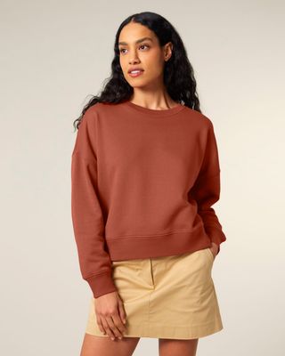 Le sweat au féminin avec broderie délicate