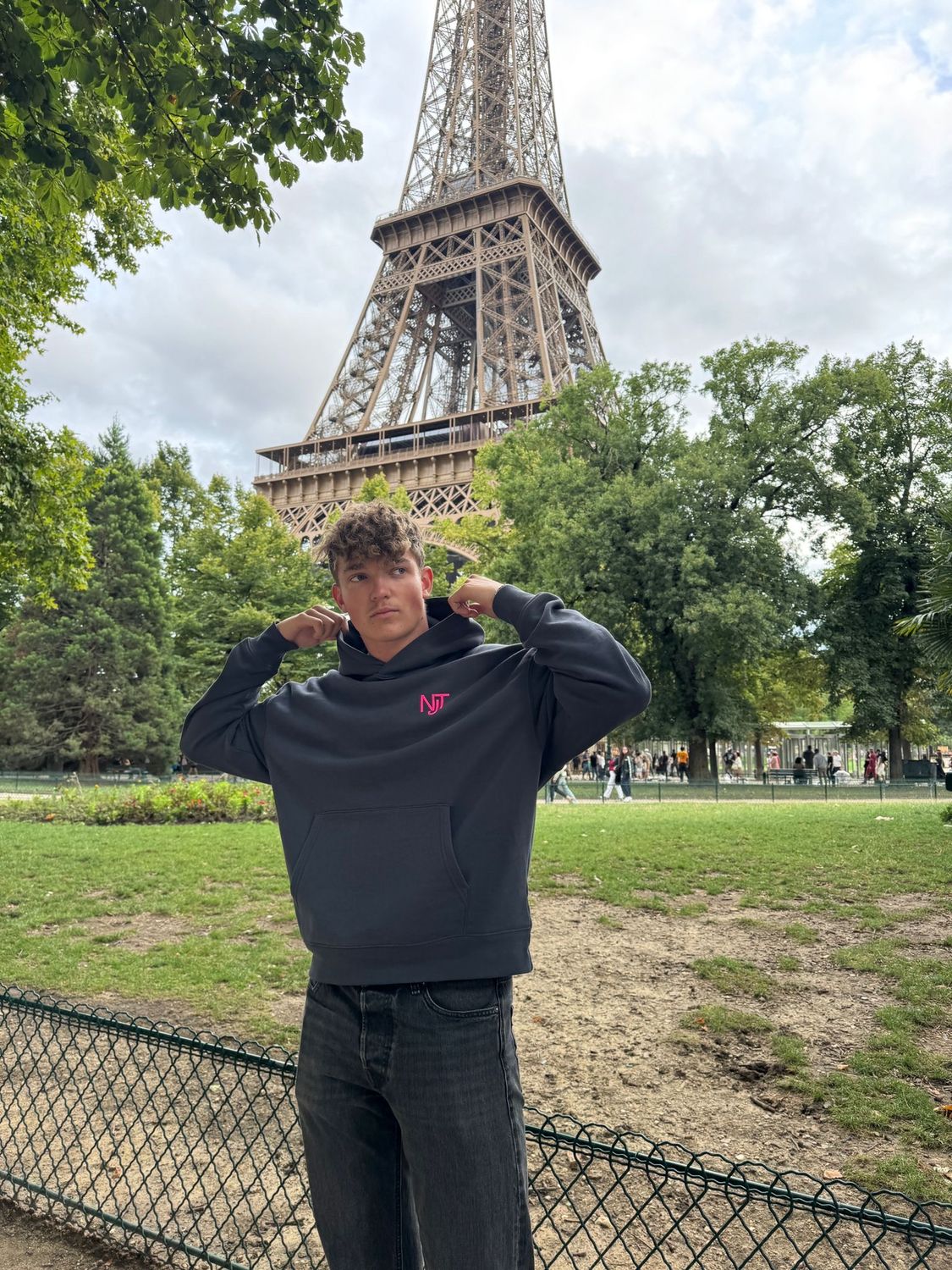 Sweat à capuche "NJT"