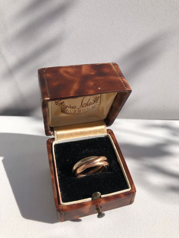 Art Deco Trinity Ring in White & Rose Gold