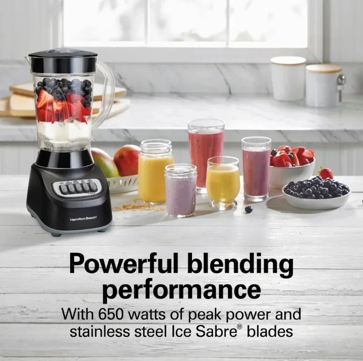 Portable countertop smothie blender with plastic and chooper