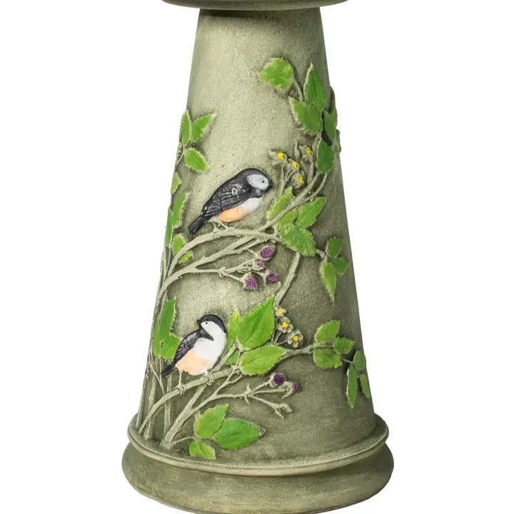 BIRDBATH - CHICKADEE