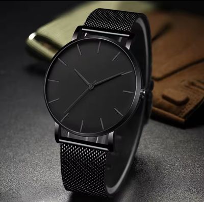 Montre à quartz ultra fine en acier inoxydable pour hommes
