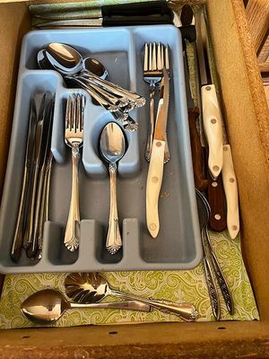 Silverware sets