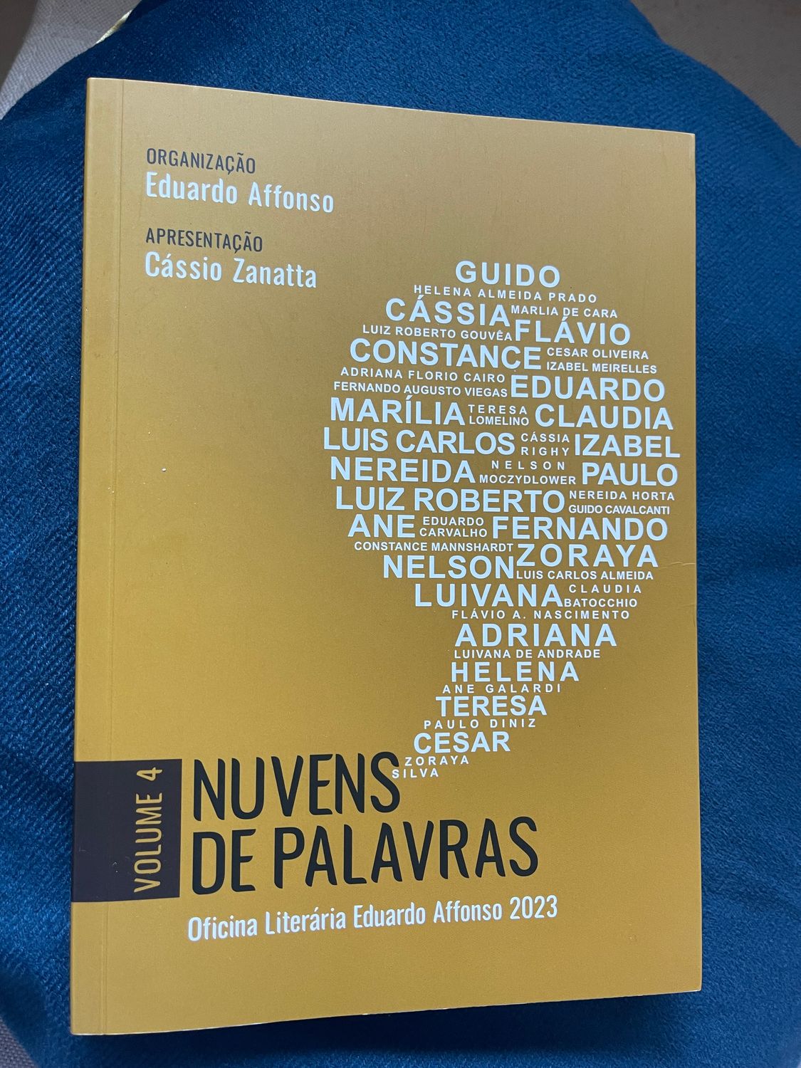 Nuvens de Palavras - Volume 4