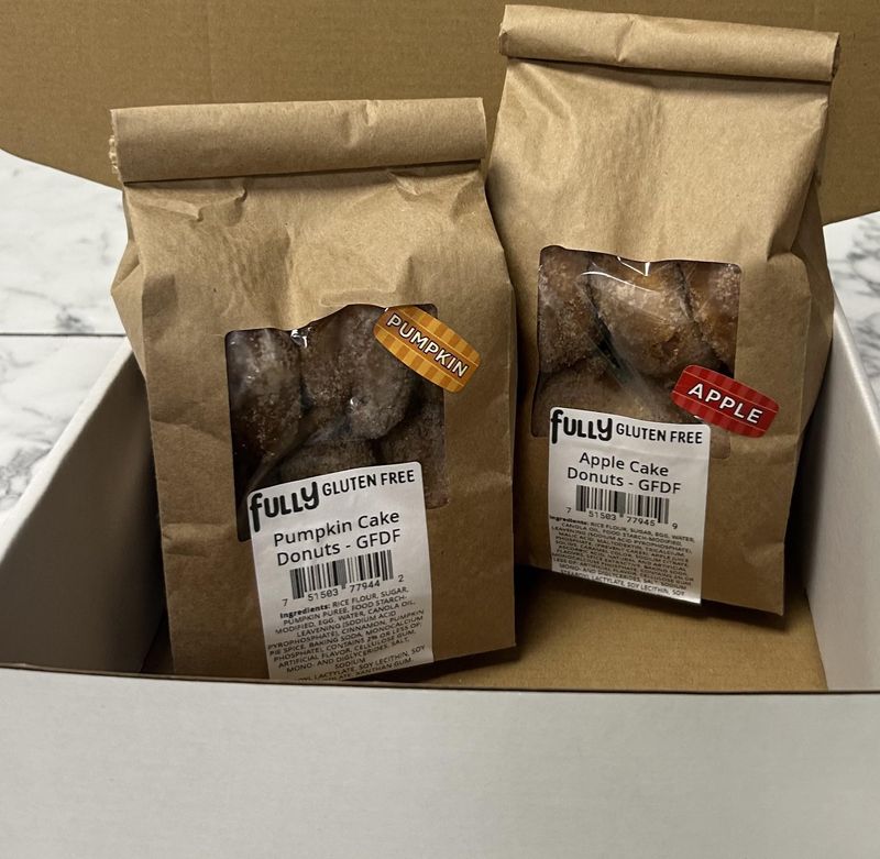 GFDF Apple &amp; Pumpkin Donut Box FOR SHIPPING