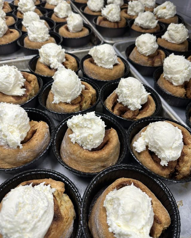 GF Cinnamon Roll FOR SHIPPING