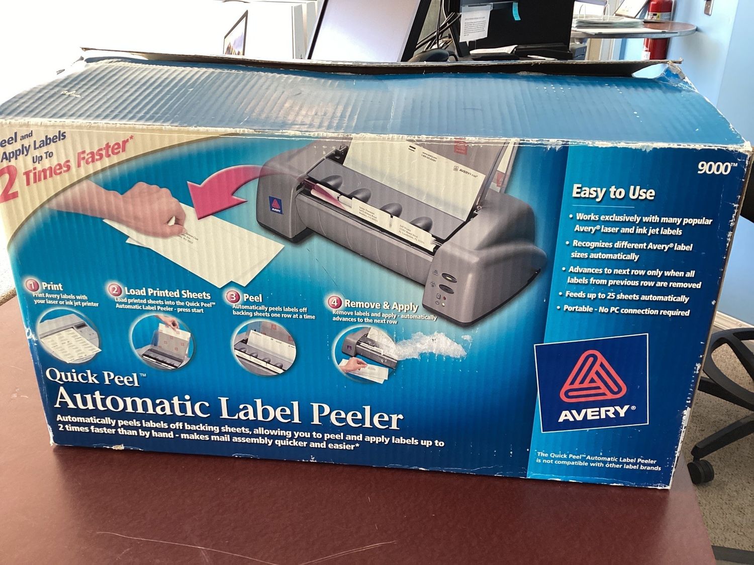 Avery Quick peel automatic label peeler