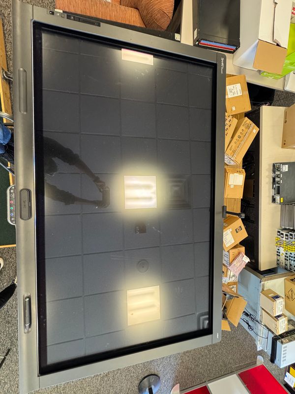 SMARTBOARD SBID 8070i Interactive Displays 70in (OBO)