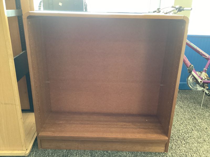 Wooden bookshelf (missing shelf pegs)