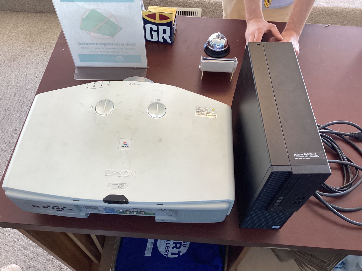 Untested projector and desktop