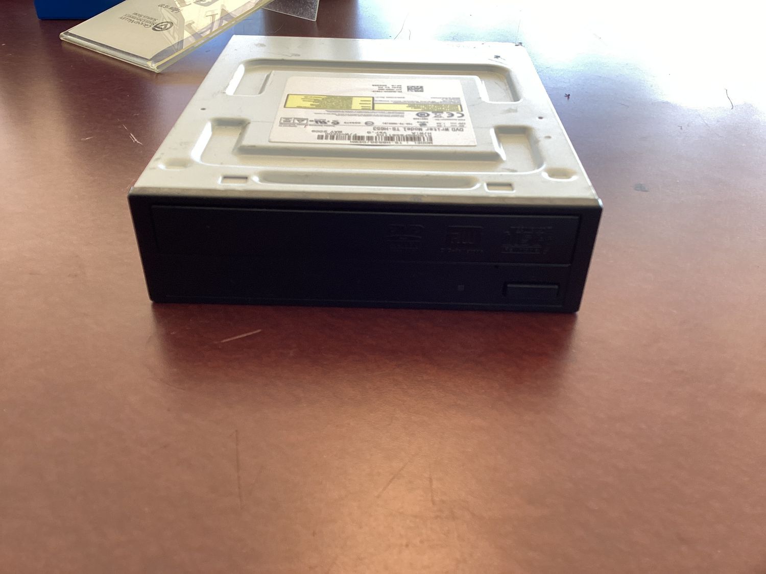 DVD writer model TS-H653