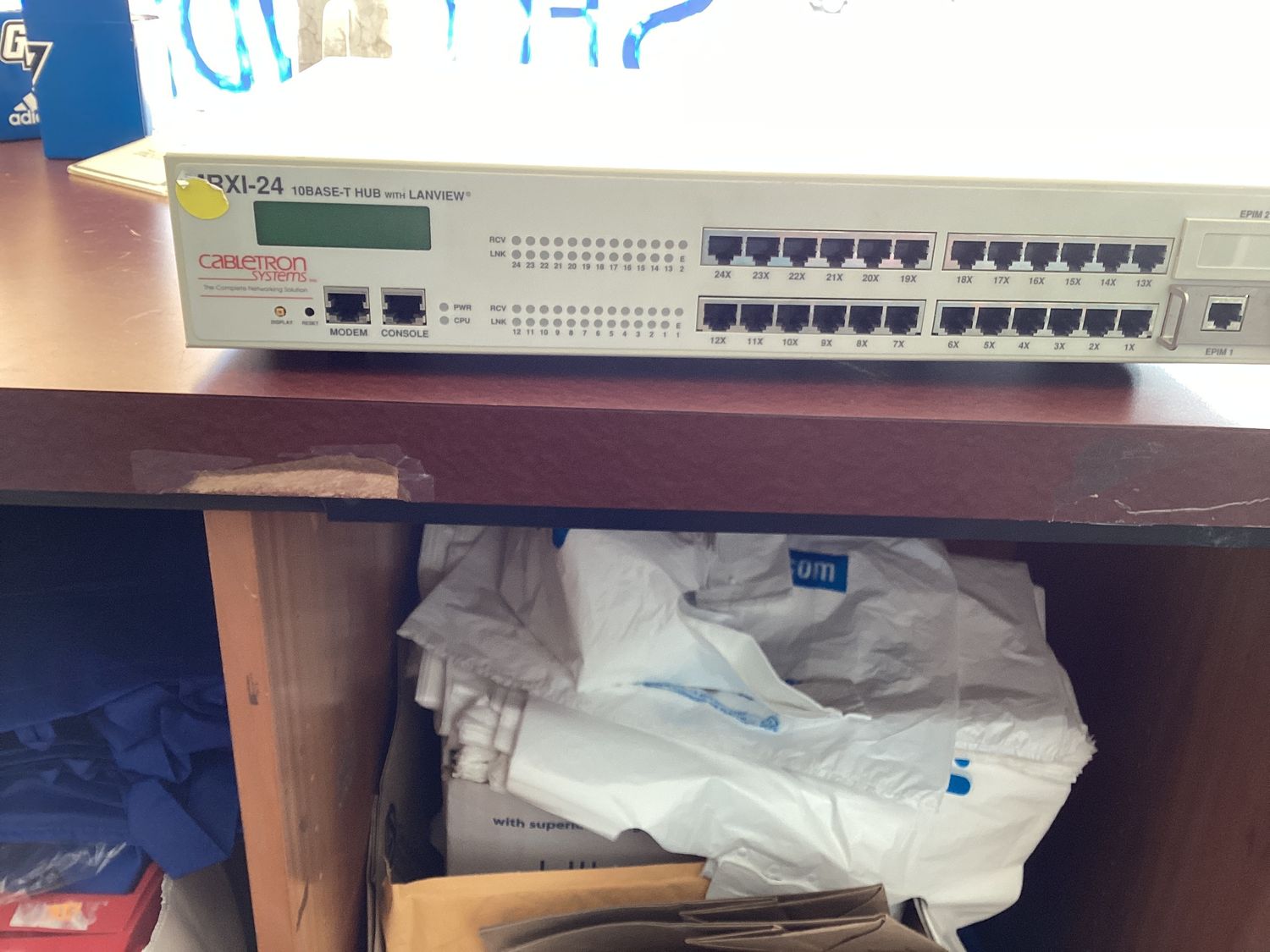 Cabletron 10BASE-T Hub with Lanview