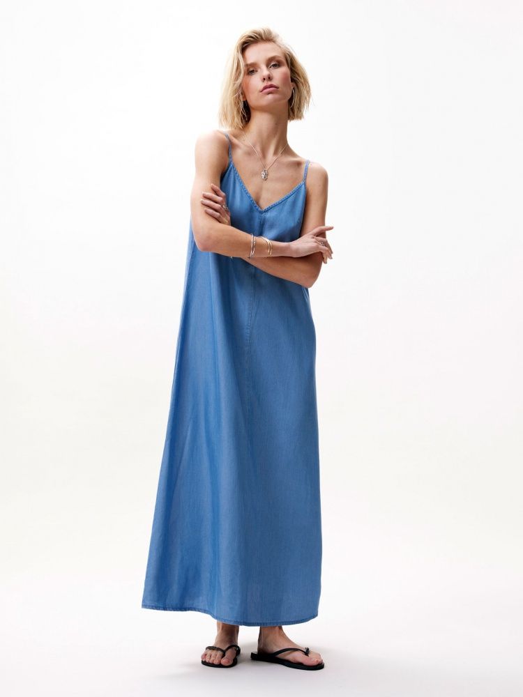 Relaxed strap dress