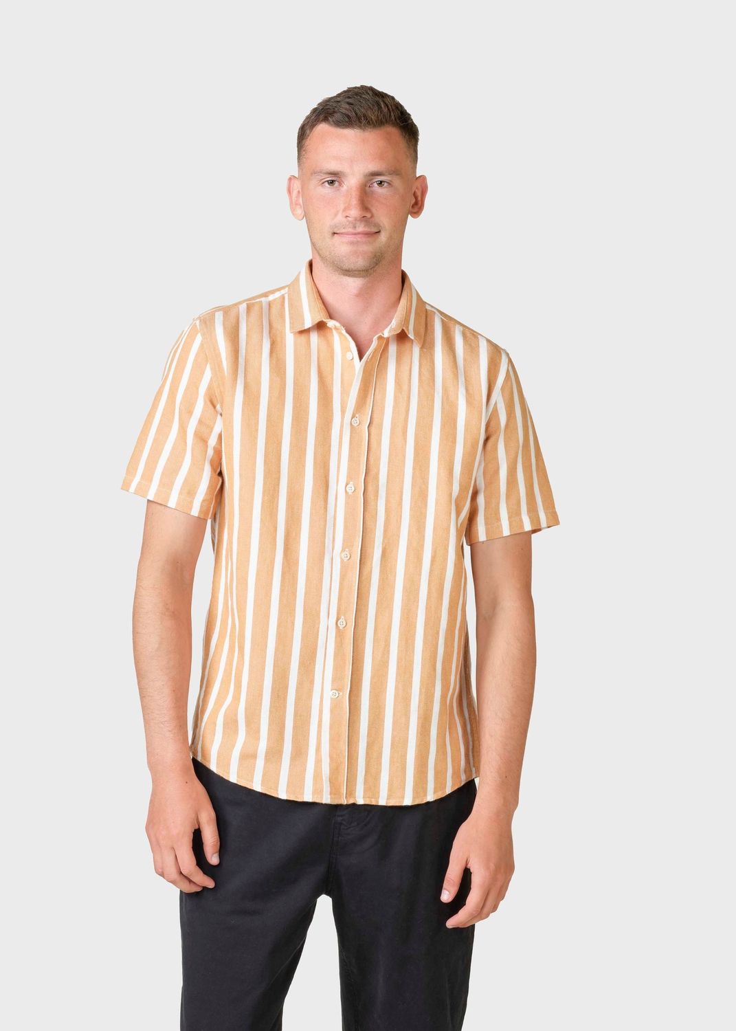 Cornelius short shirt