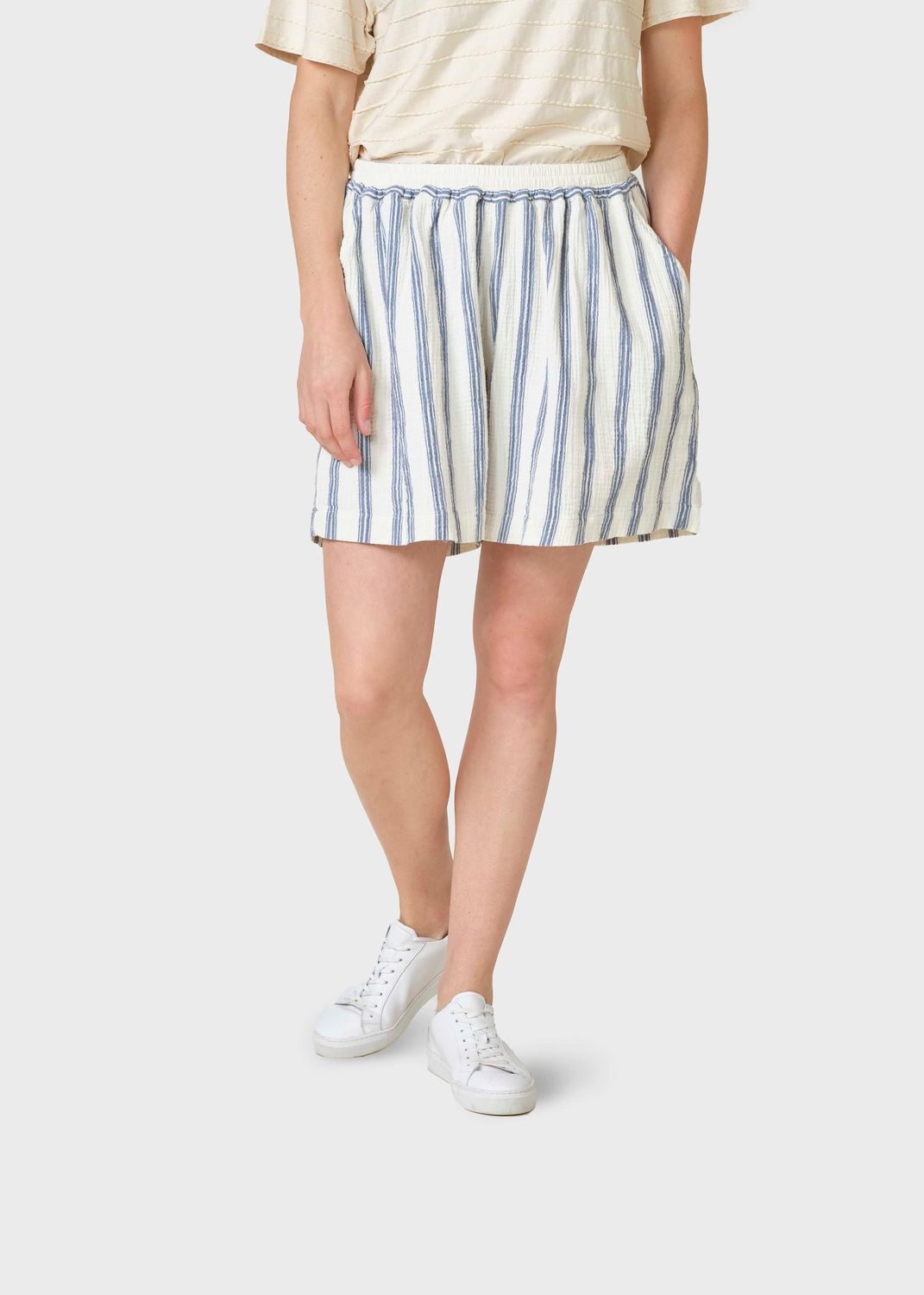 Poppy stripe shorts
