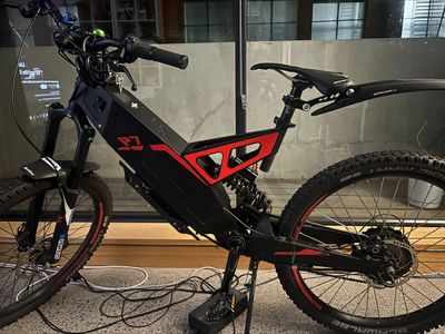 Stealth P7 Electric Bike (Single Charge)