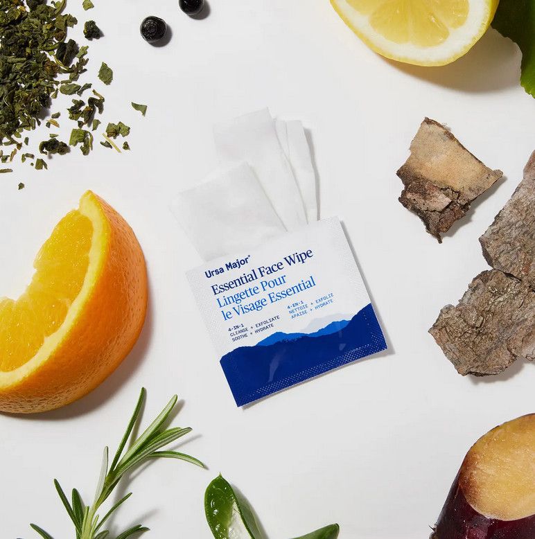 4-in-1 Essential Face Wipes