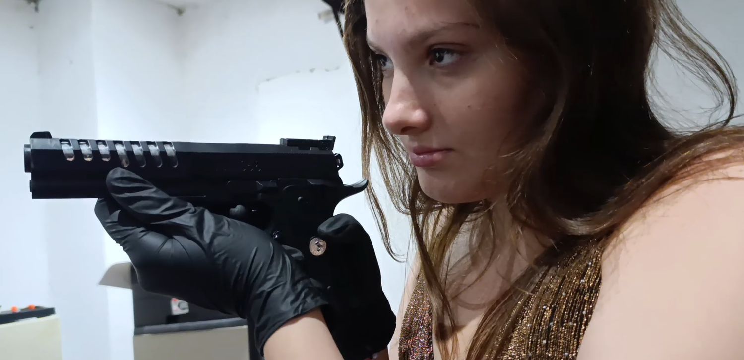 Electrocuting Aryan Sentrys