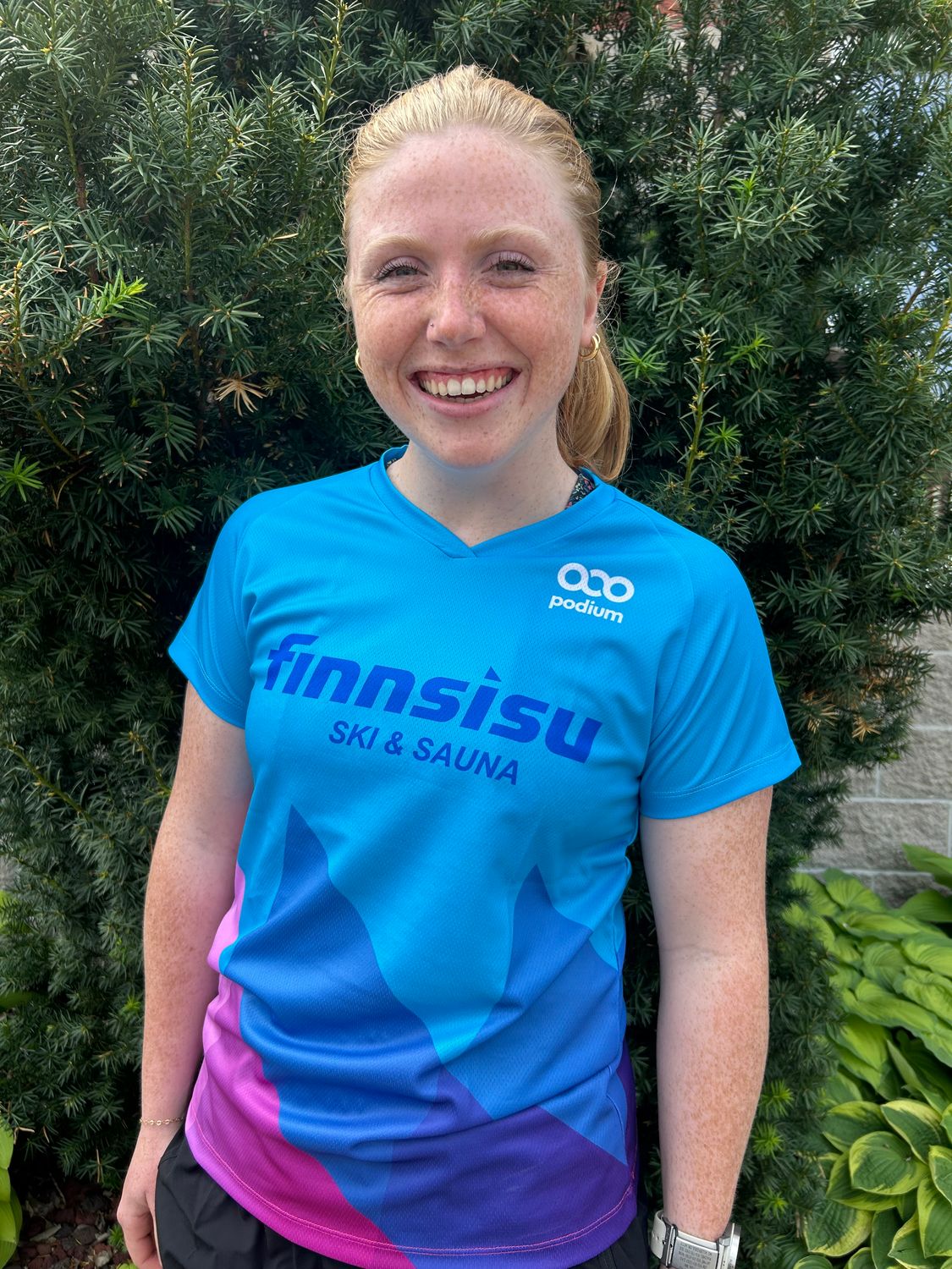 Finn Sisu Podiumwear V-Neck Tee - Women&#39;s