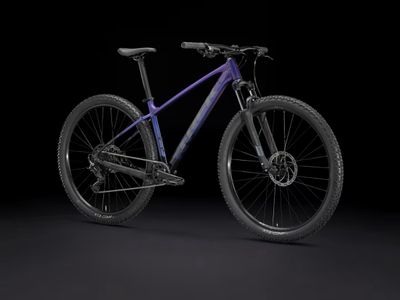 Trek Marlin 5 Gen3 Purple Black Fade