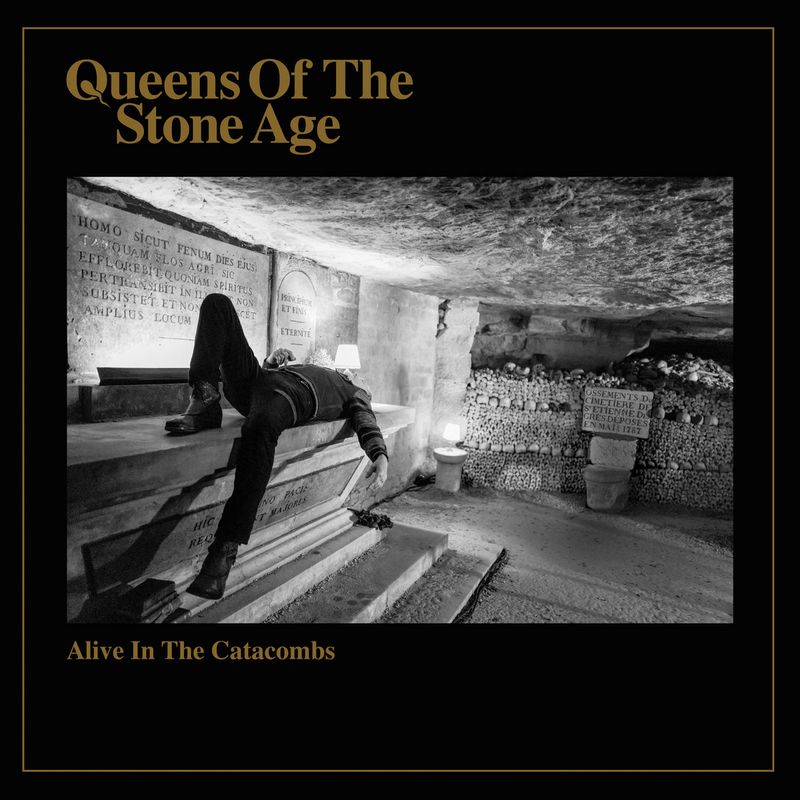Queens of the Stone Age - Alive in the Catacombs. (Import)