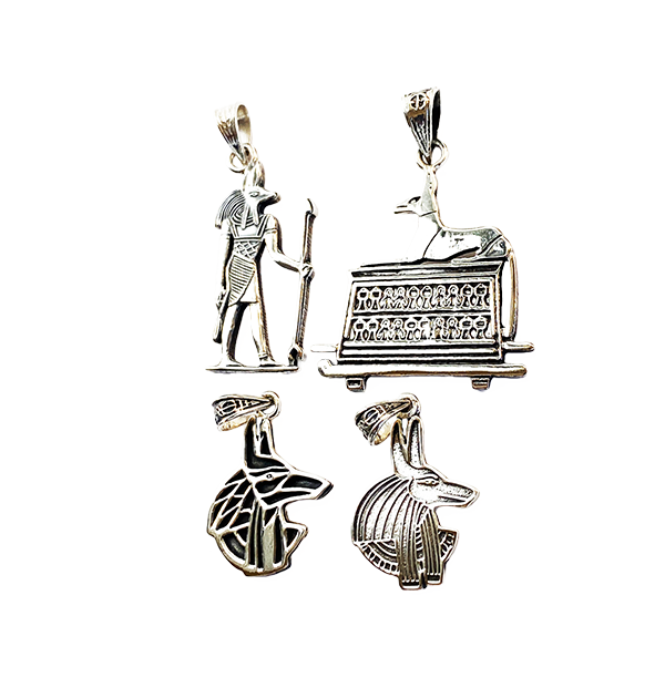 Colgante del Dios Anubis en Plata