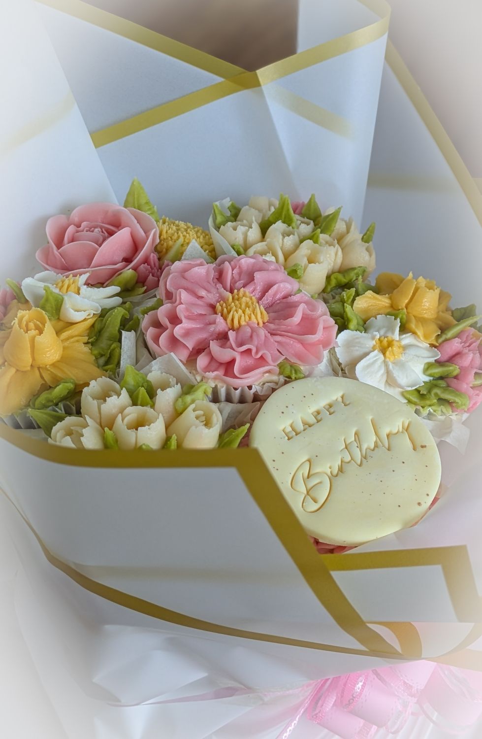 Petite Flower Bouquet  - 7 cupcakes