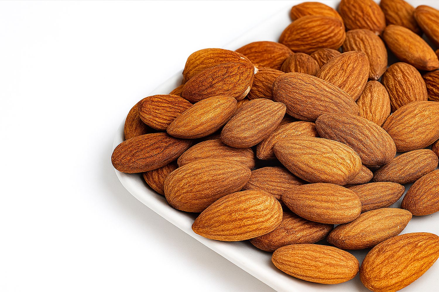 Natural Almonds in Bulk – Premium, Raw and Unsalted