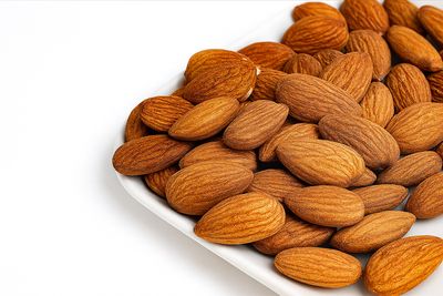 Natural Almonds in Bulk – Premium, Raw and Unsalted