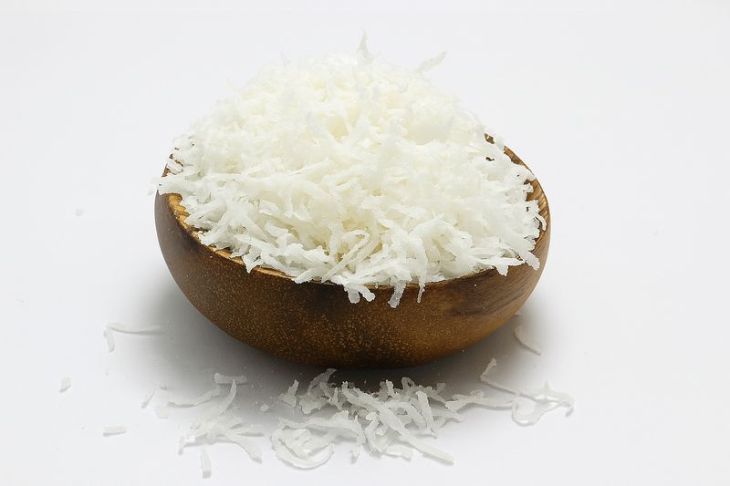 Sweet Shredded or Stripped Coconut | 100% Natural | Ideal for Baking and Snacks