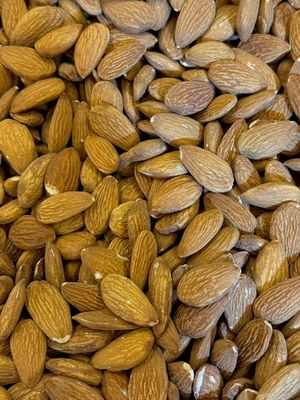 Natural Almonds in Bulk – Premium &amp; Raw