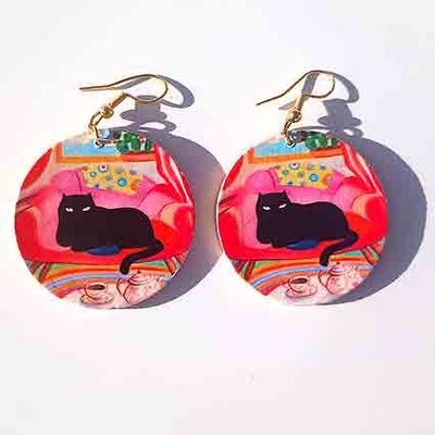 cat red sofa