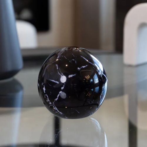 Neva Vase - Black Marble