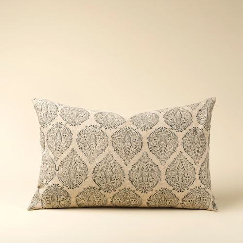 16X24 Briar Block Print Pillow