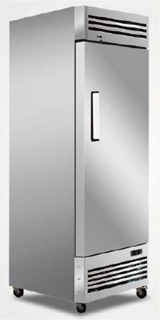 Refrigerated Reach In 27&quot;, Solid One Door - Chiller