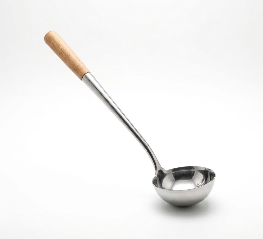 Ladle with Wooden Handle, 200ml